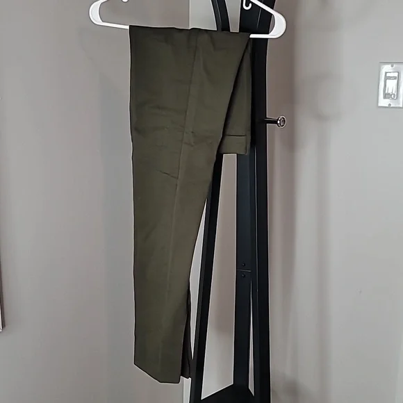 Front slit pants - Picture 7 of 14